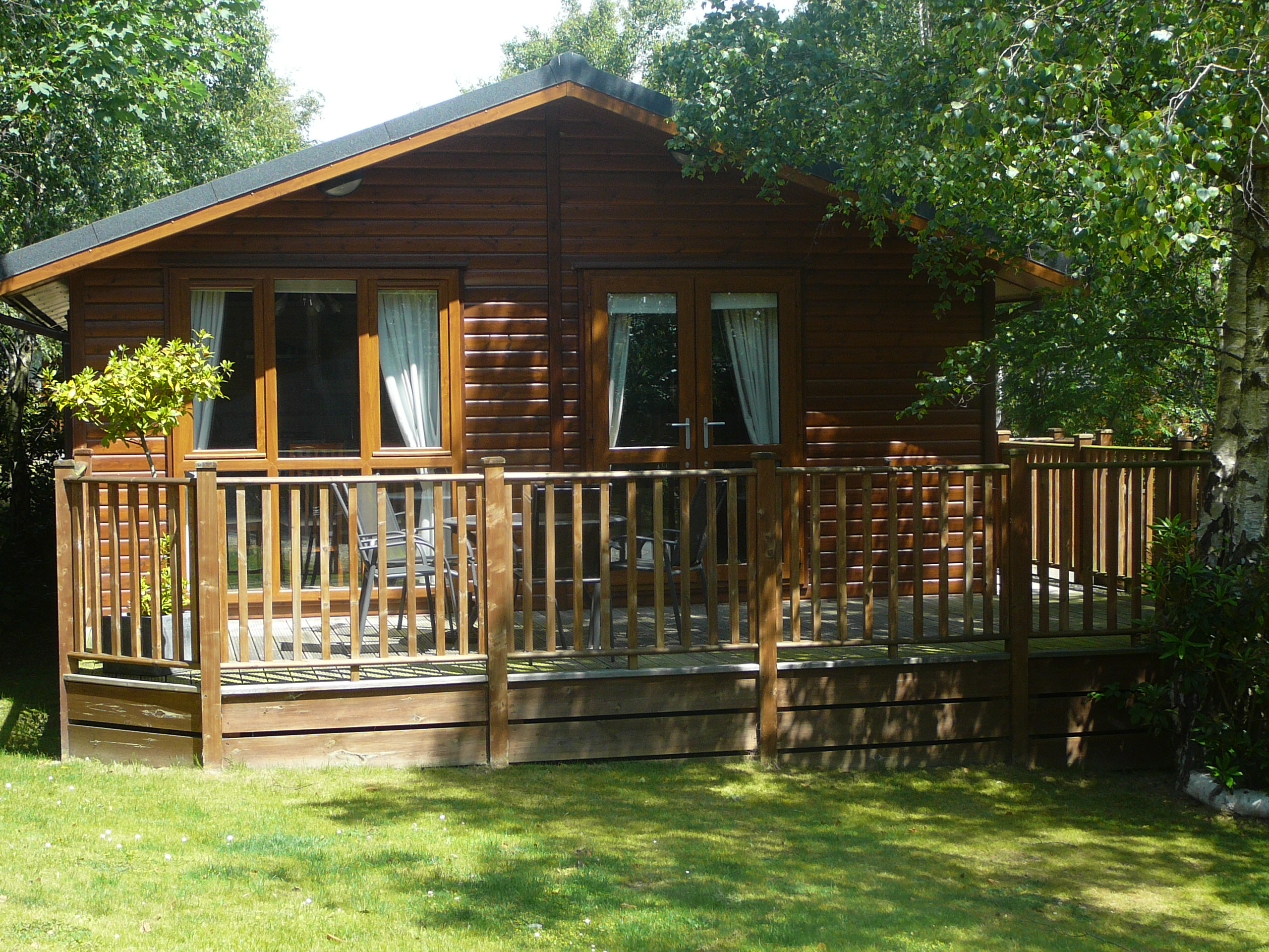 <FONT color=#99ff66 size=6 face=Arial>Kingfisher Retreat and The Keepers Lodge Warmwell</FONT>